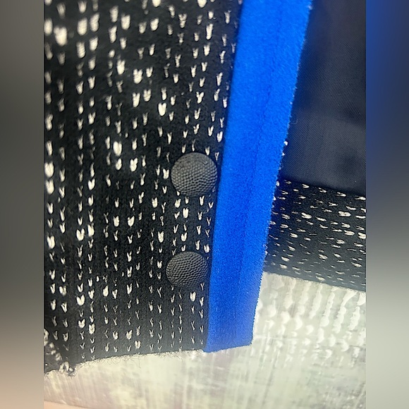 RAG & BONE Ezra Tweed Blazer
Classic Fit Blazer - Picture 12 of 12